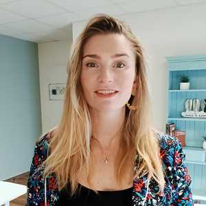 Florence , un expert en médecine douce à Annemasse